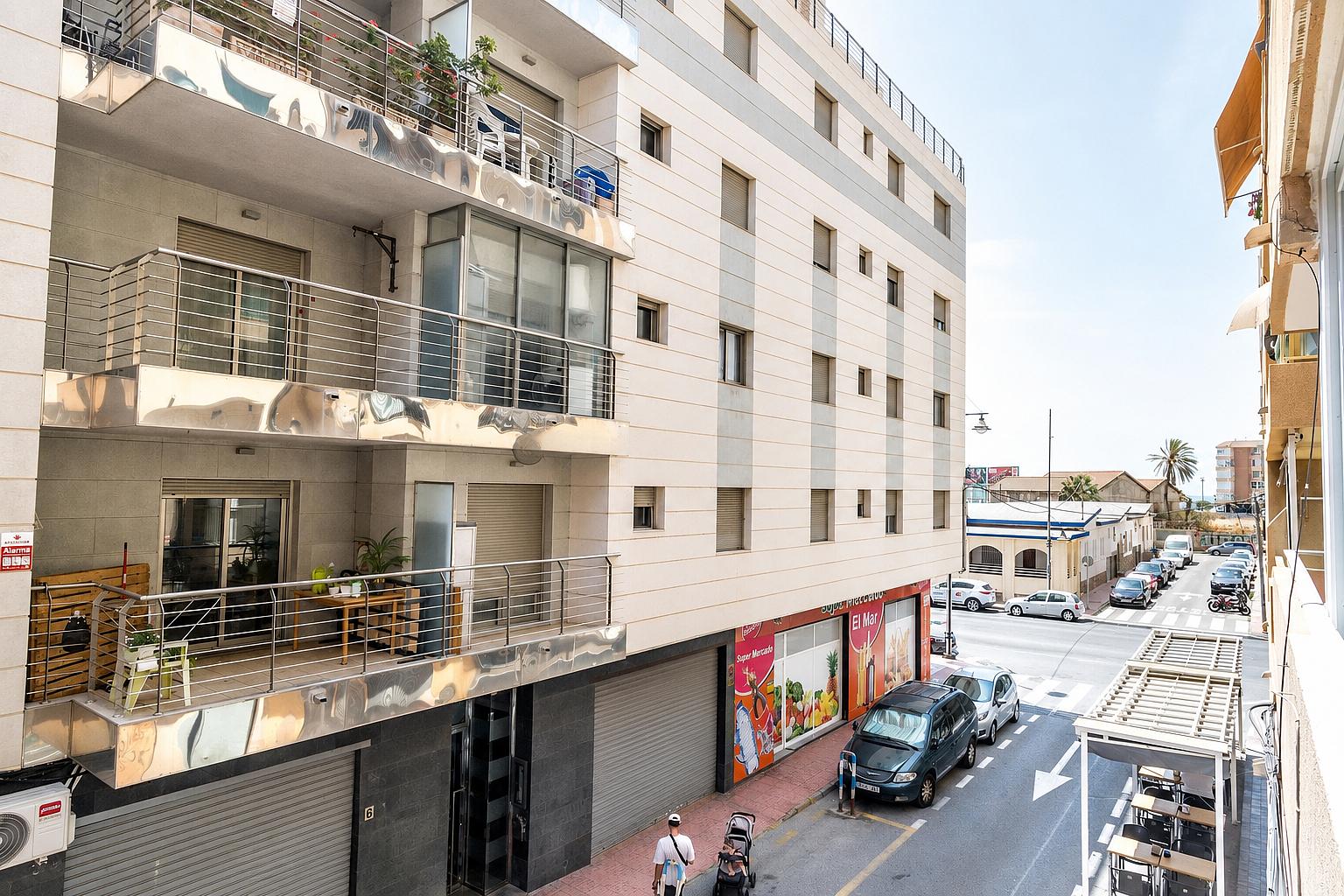 Apartments in Torrevieja Centro, Torrevieja (ALC-01265) — photograph 4