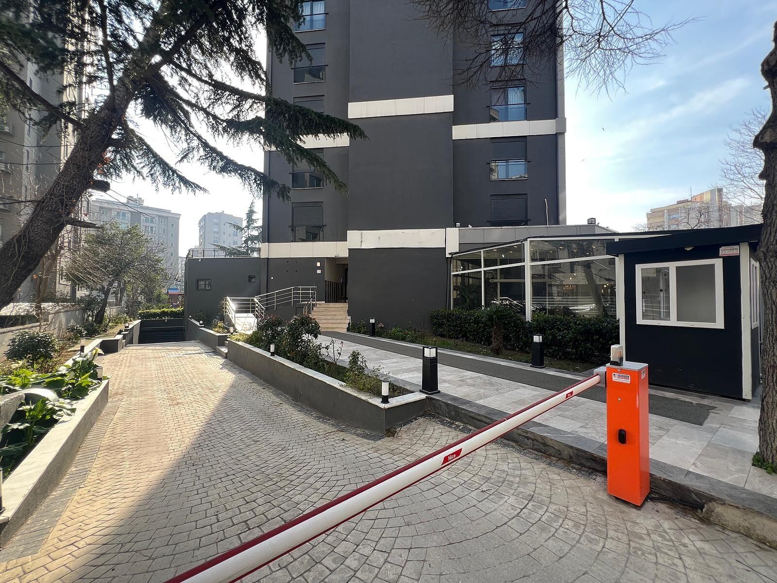 Apartments in Erenköy, Kadıköy (IST-01790) — photograph 5