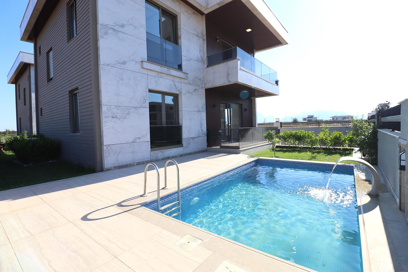 Apartments in Altınkale, Döşemealtı (AYT-05061) — photograph 1