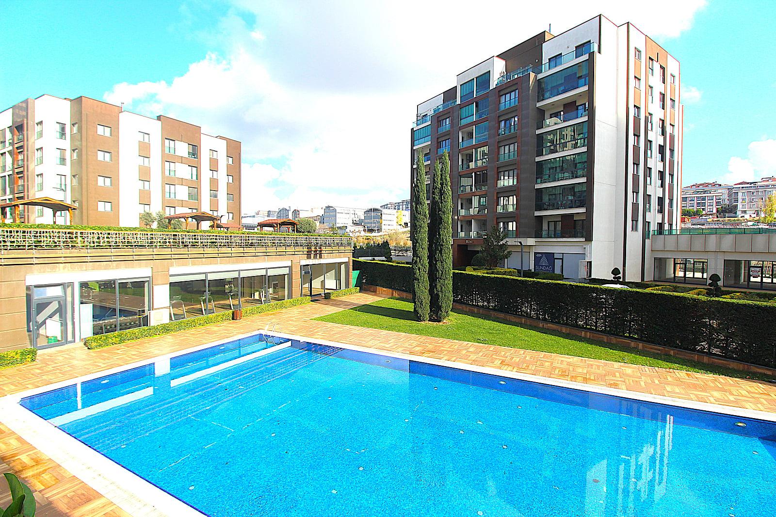Apartments in Barış, Beylikdüzü (IST-01761) — photograph 3