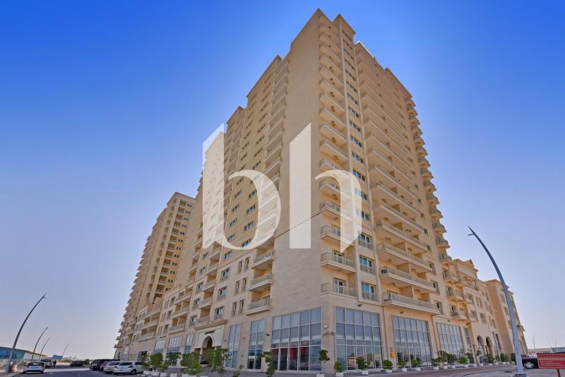 Suburbia Tower 1 — photograph 4