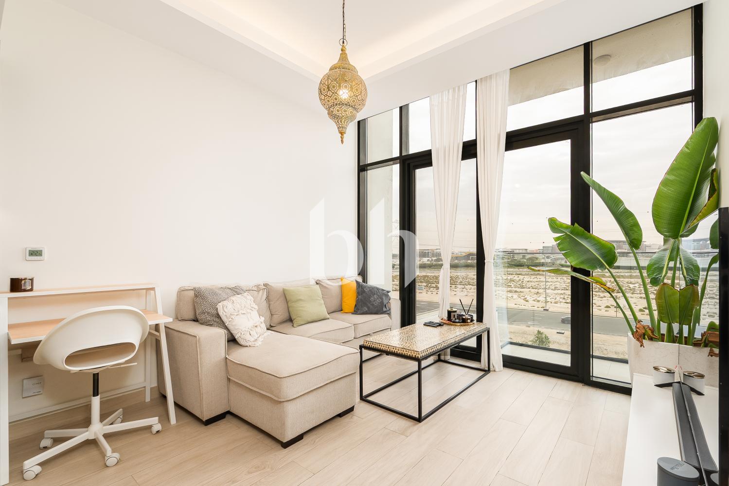 Azizi Riviera 10 — photograph 2