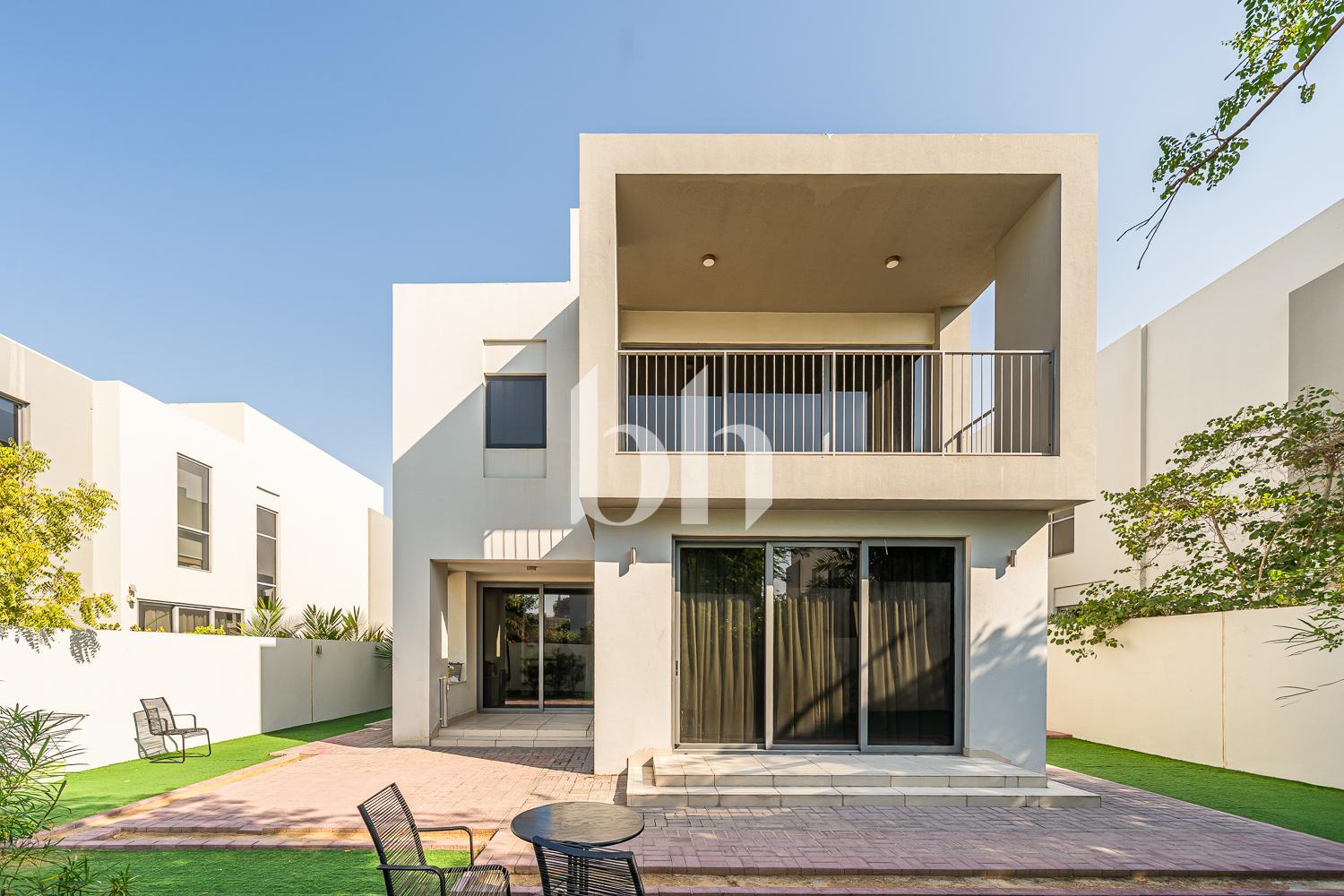 Sidra Villas III — photograph 3