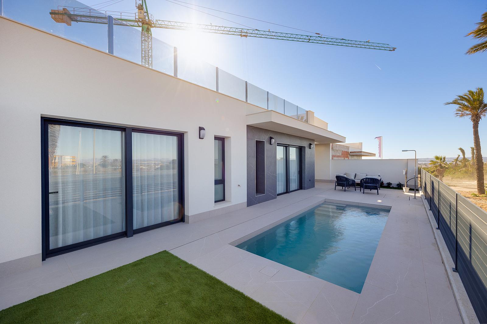Apartments in Torrevieja Centro, Torrevieja (ALC-01001) — photograph 2
