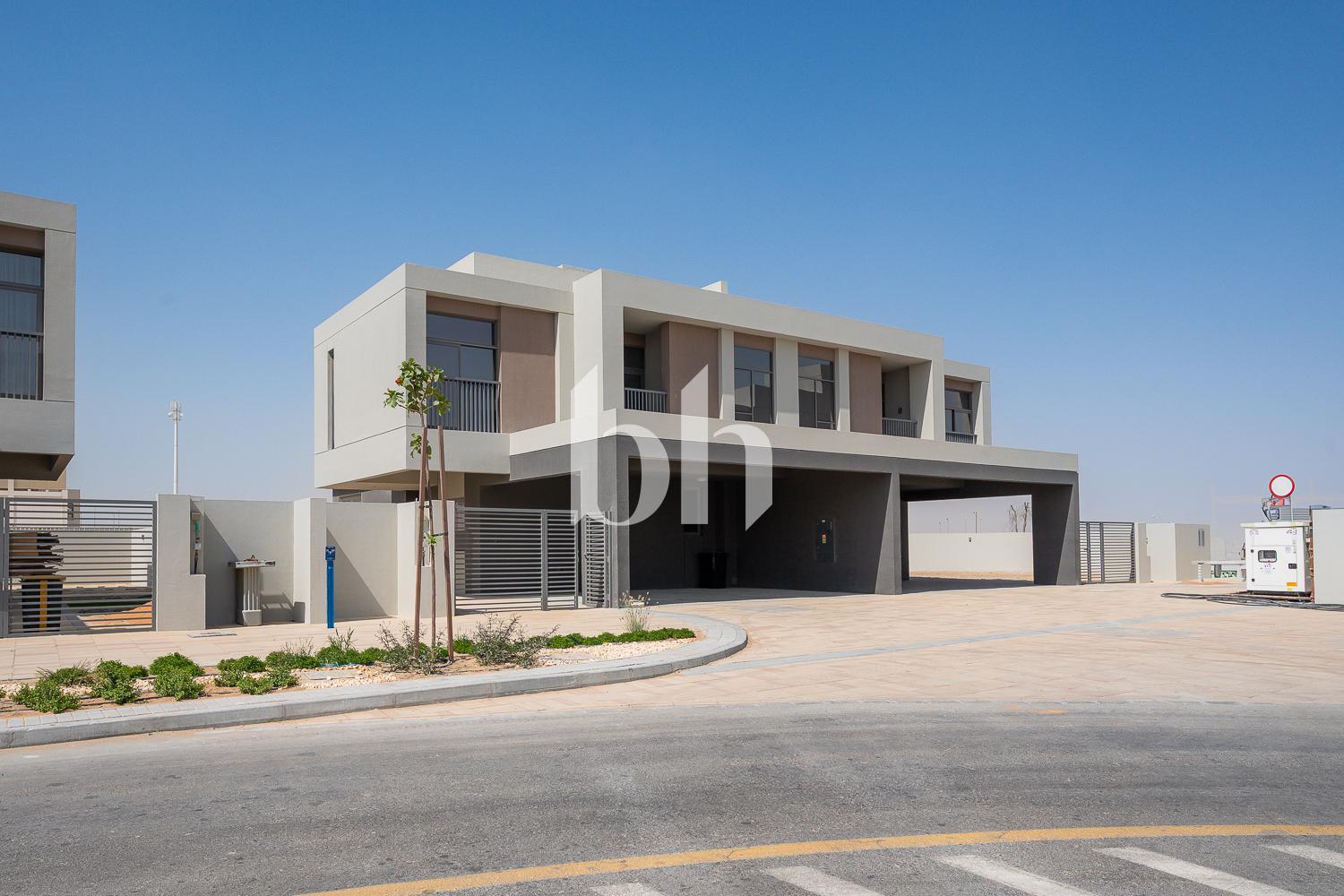 The Pulse Beachfront 3 — photograph 1