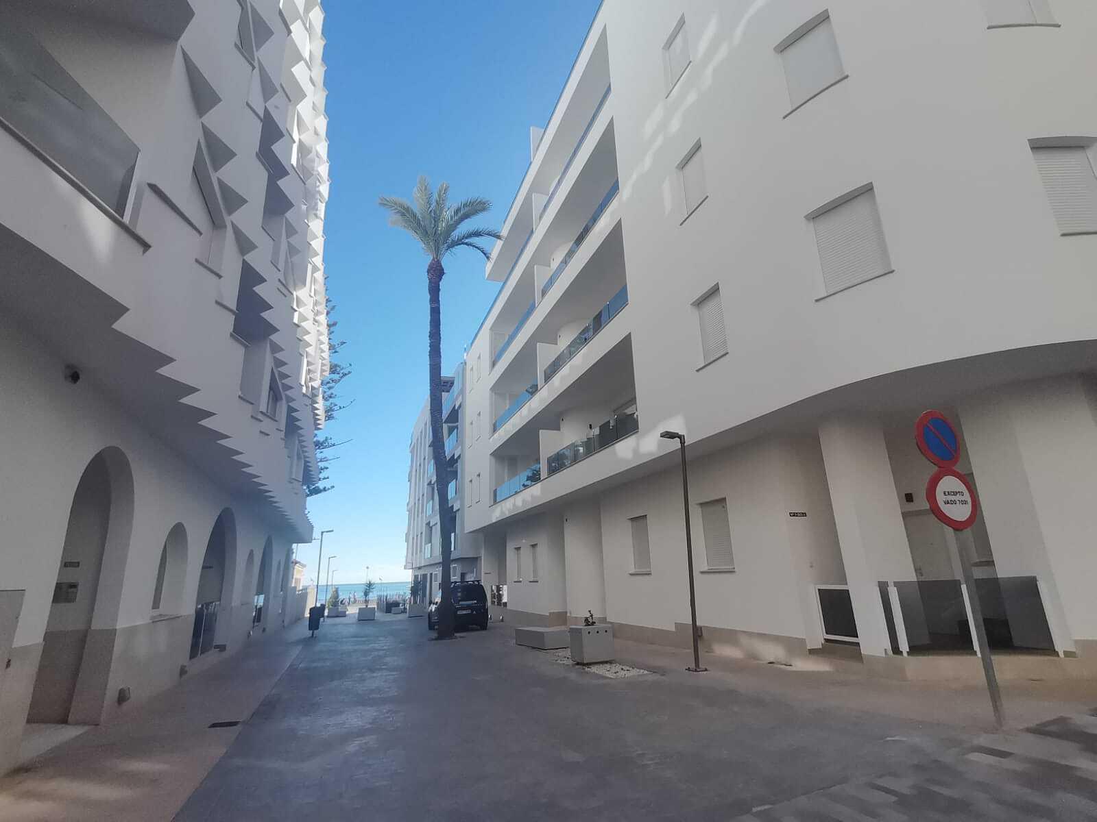 Apartments in Torrevieja Centro, Torrevieja (ALC-01270) — photograph 2