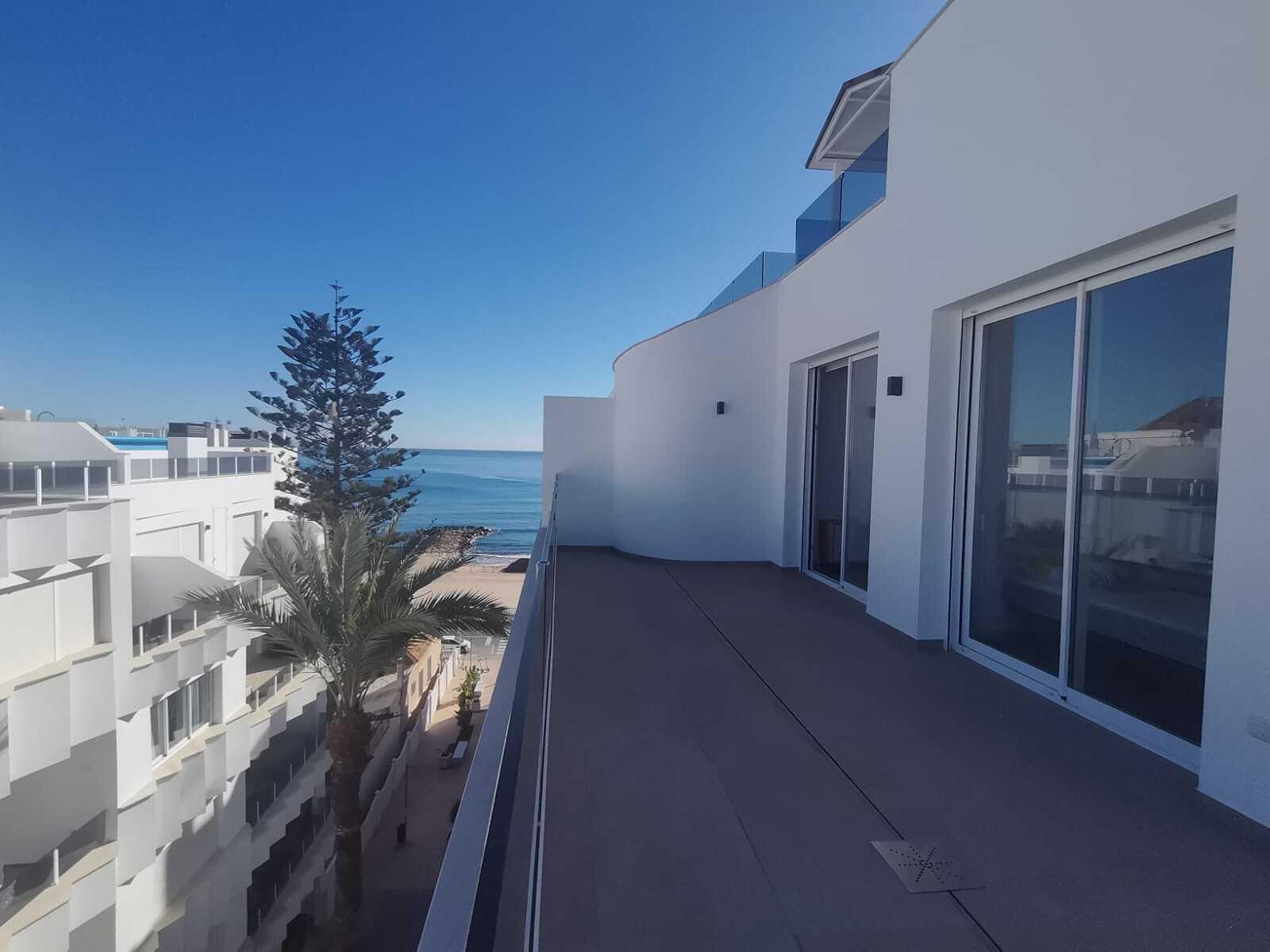 Apartments in Torrevieja Centro, Torrevieja (ALC-01270) — photograph 4