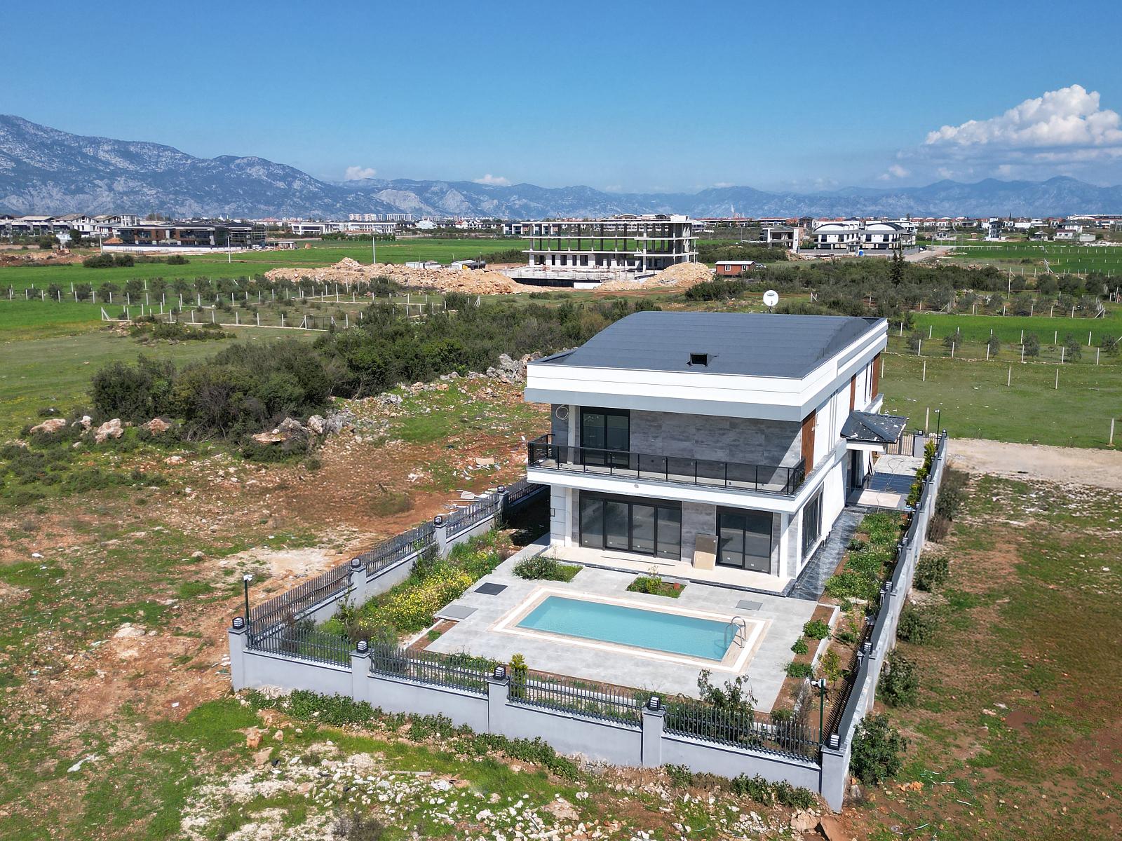 Apartments in Altınkale, Döşemealtı (AYT-03893) — photograph 4
