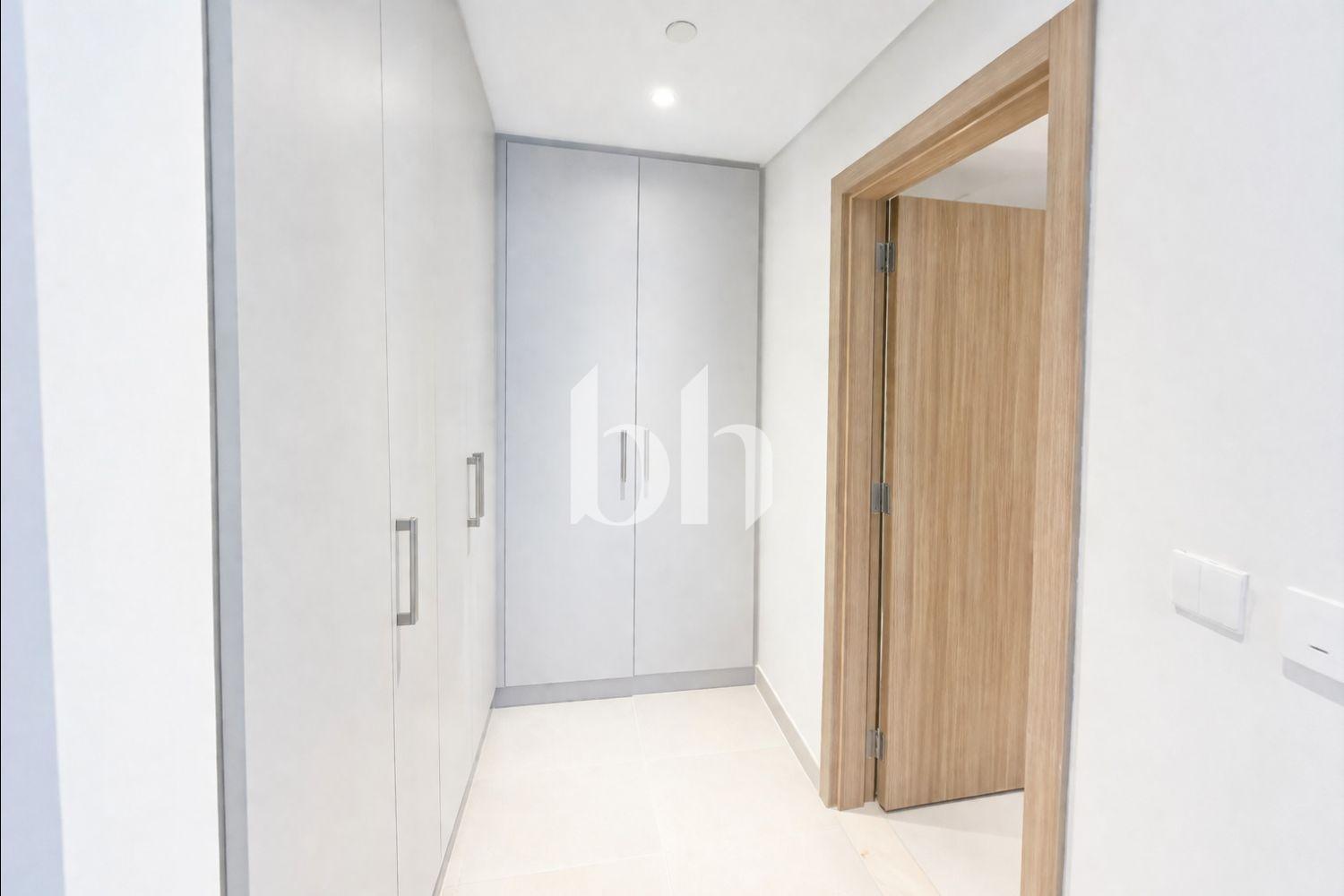 Crystal Residences — photograph 3