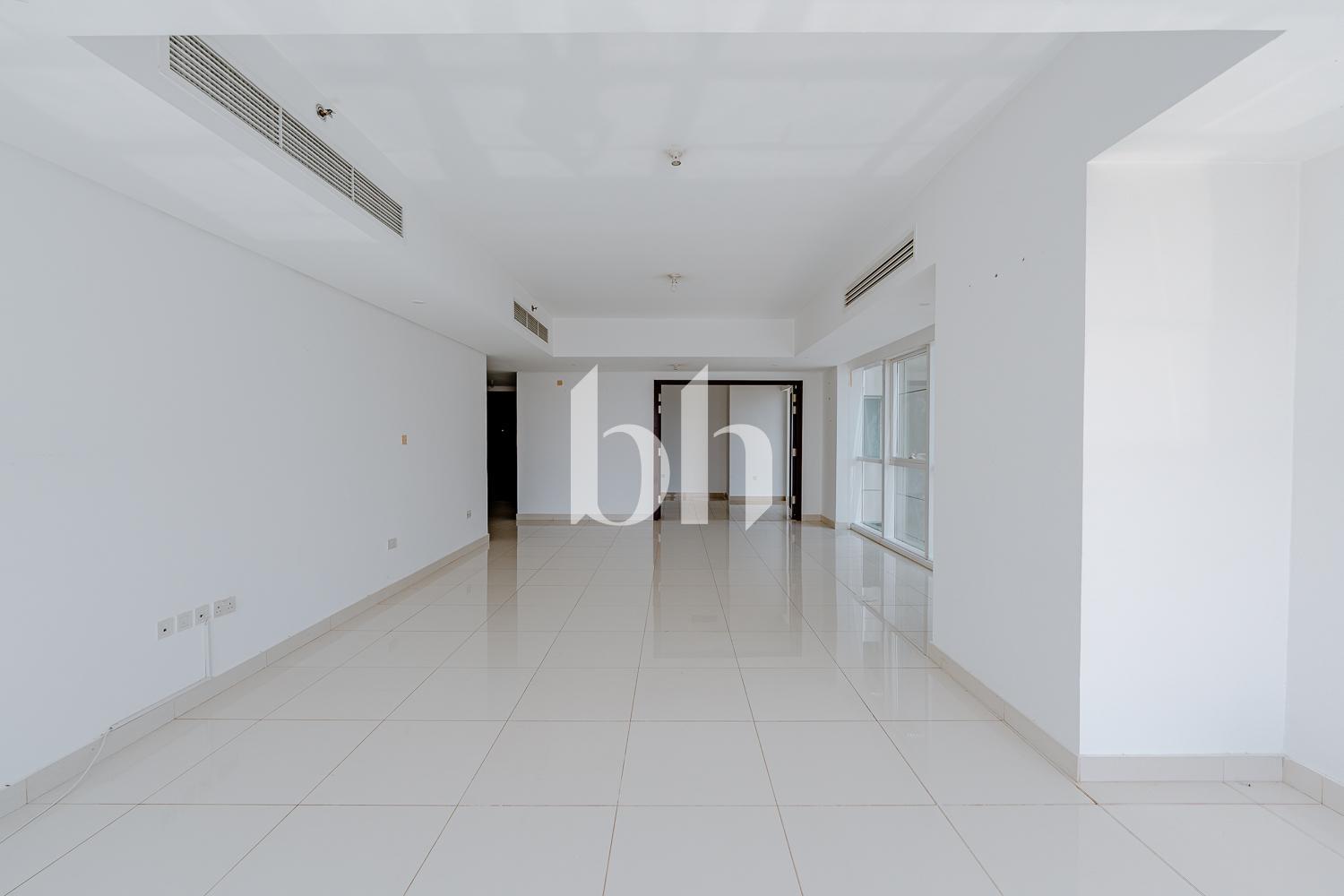 Al Durrah Tower — photograph 3