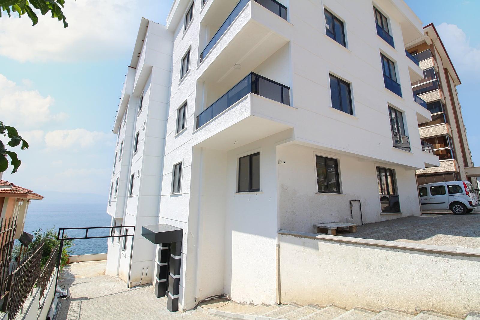 Apartments in Bayır, Armutlu (YVX-00102) — photograph 3