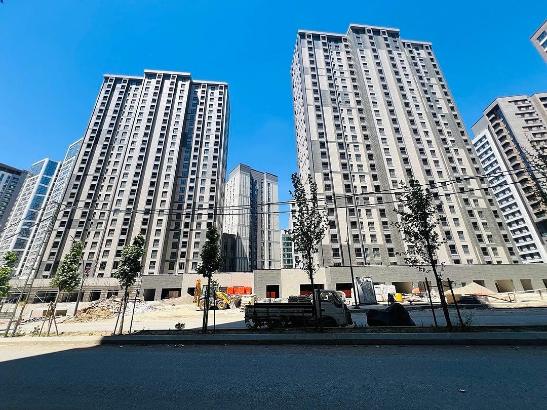 Apartments in Merdivenköy, Kadıköy (IST-01832) — photograph 1