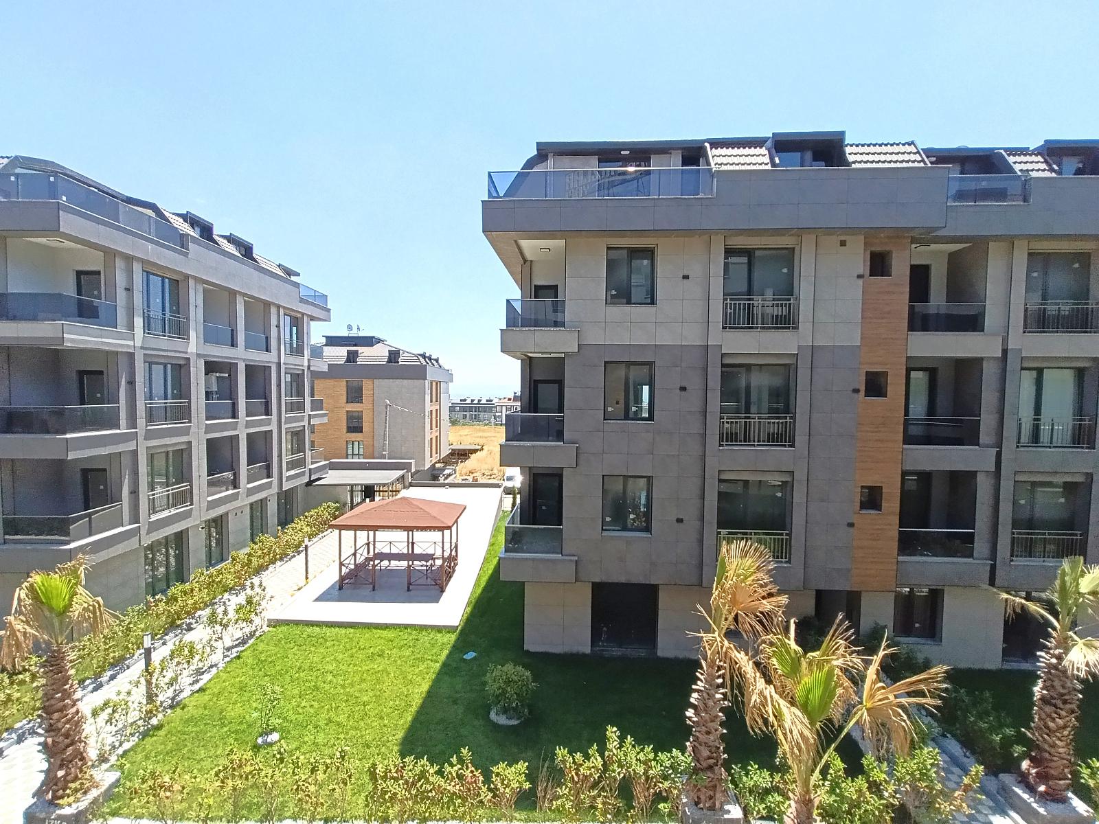 Apartments in Sahil, Beylikdüzü (IST-01868) — photograph 4