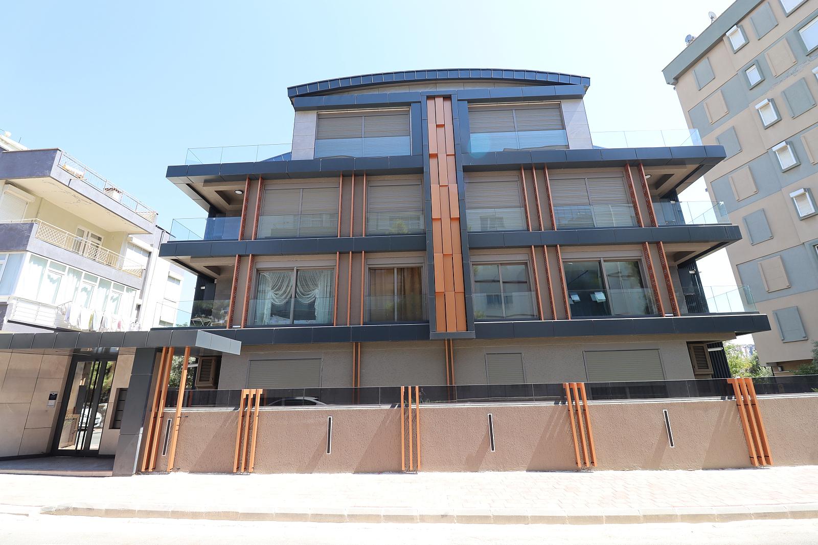Apartments in Güzeloba, Muratpaşa (AYT-04663) — photograph 1
