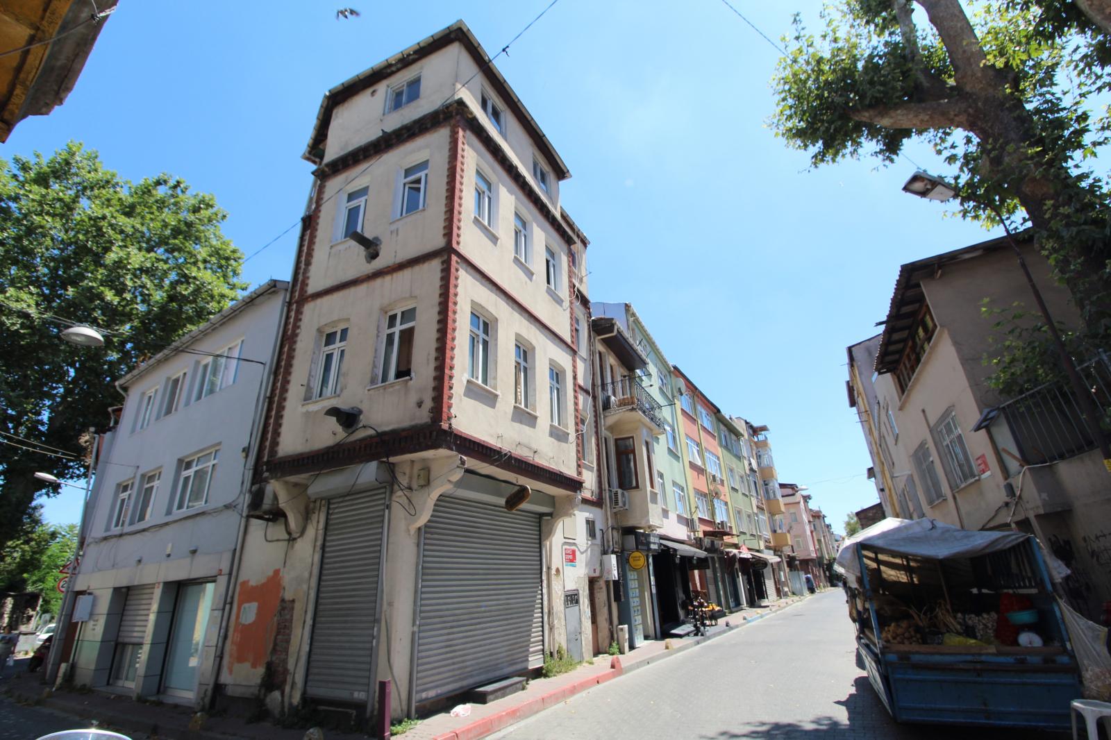 Apartments in Ayvansaray, Fatih (IST-01384) — photograph 4