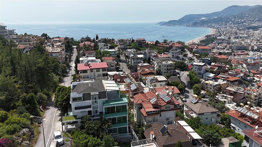 Apartments in Çarşı, Alanya (AYT-05052) — photograph 2