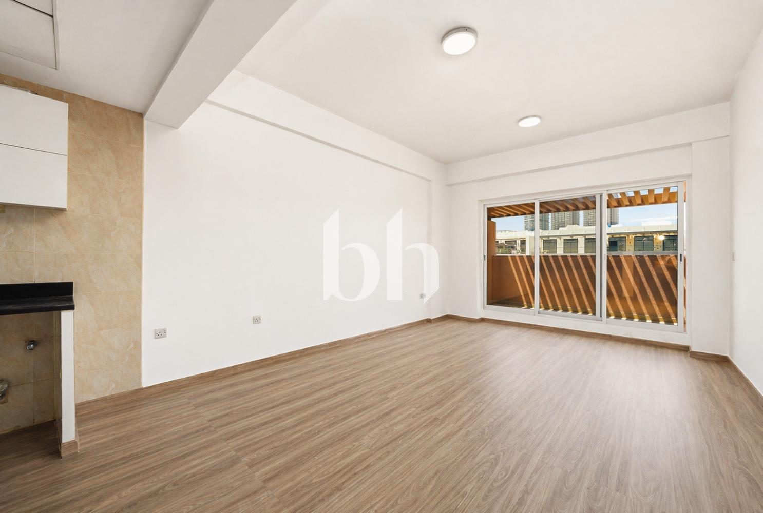 Laya Residences — photograph 3