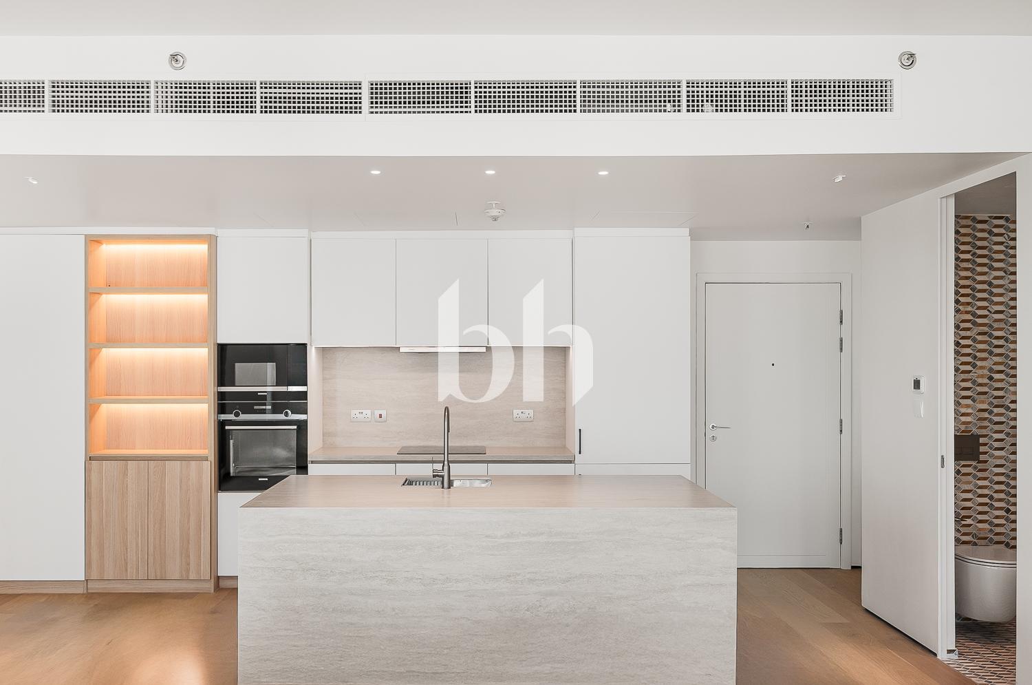 The Residences 5 — photograph 1