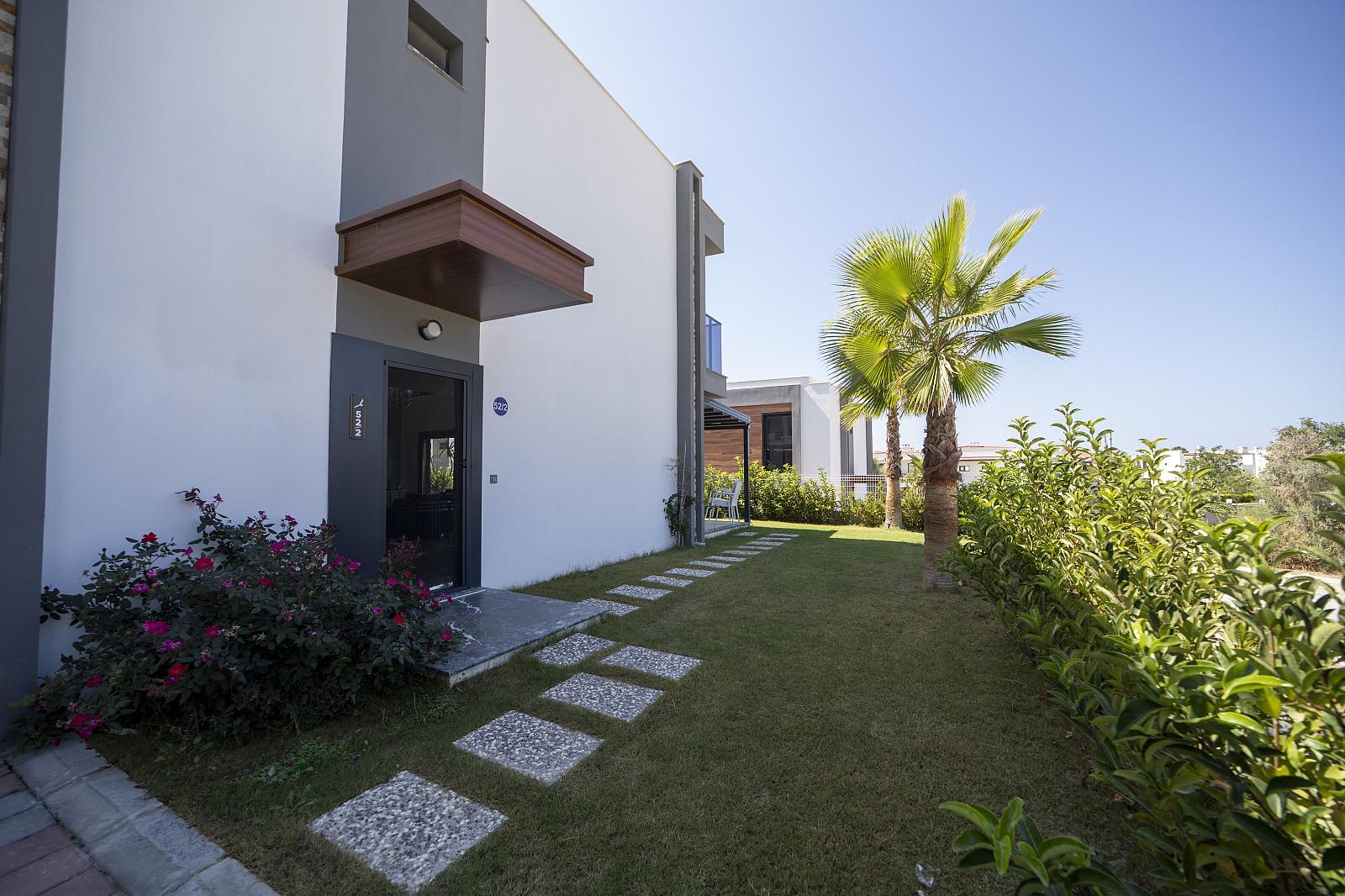 Apartments in Soğucak, Kuşadası (CII-00029) — photograph 3
