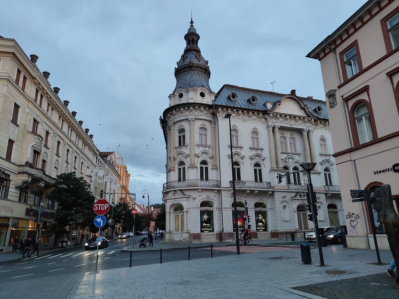 Centru (Central)