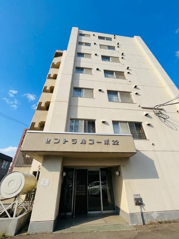 Apartment Building in Kita-ku, Sapporo