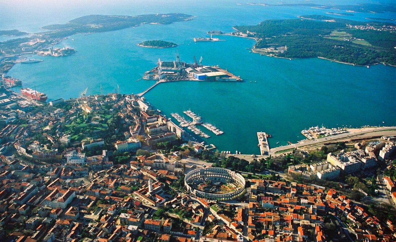 Pula City Guide